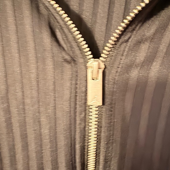 Jordan Black Ribbed Cropped Jacket - Picture 4 of 4